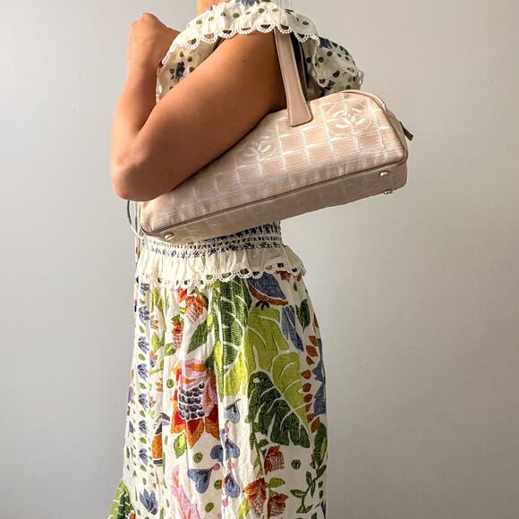 Chanel Travel Line Beige Canvas and Leather East West Bag - Picture 2 of 12